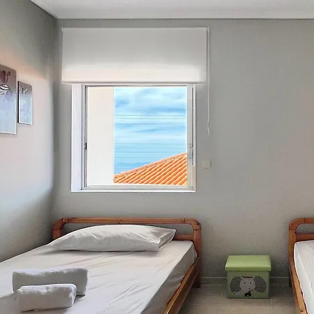 Rona Vista Cozy Veranda Polychrono